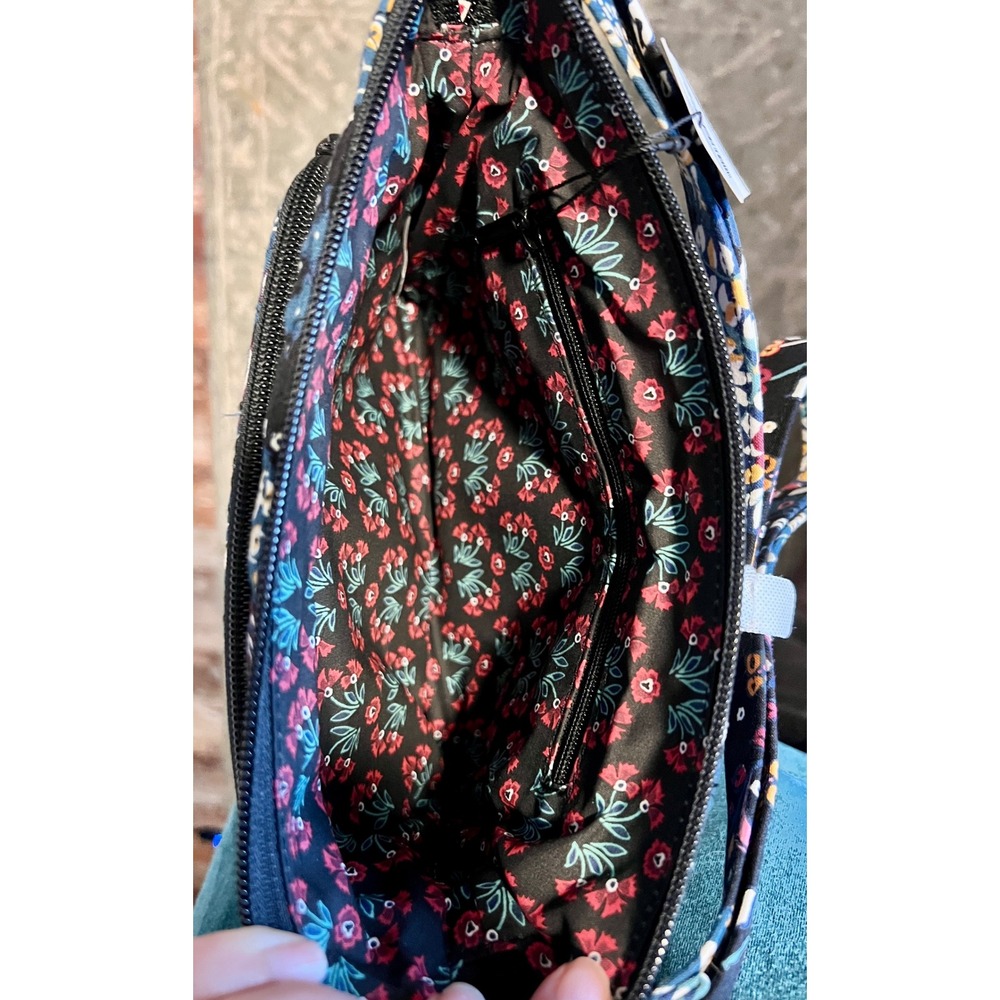 Vera Bradley NWT Floral Quilted Crossbody Shoulder Bag Petite Purse Black Blue - Picture 3 of 9